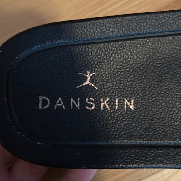 Danskin Black Slides - Picture 4 of 4